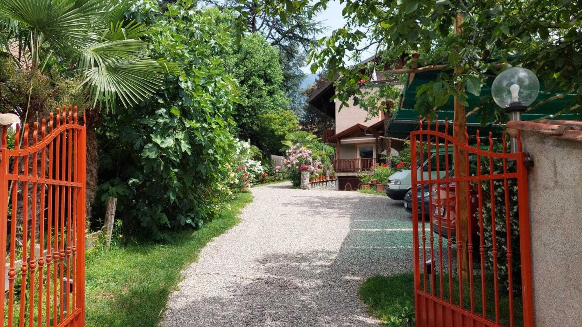 Nora S Home 5 - Panoramic Terrace & Bio Garden Мерано Экстерьер фото